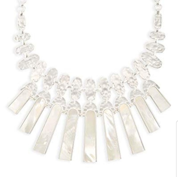 Kendra Scott Jewelry - Kendra Scott Mimi Statement Necklace